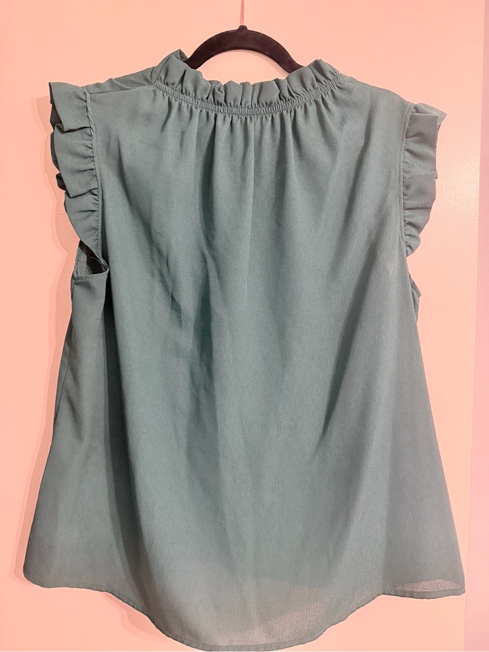 Shop the Mint - Ruffled Sleeveless Blouse in Hunter Green